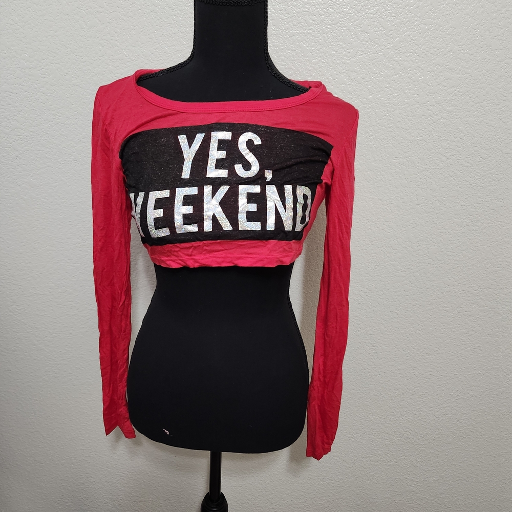 Red 'Yes, Weekend' Long Sleeve Top